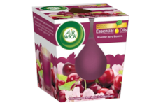 Airwick svíčka 105g Višňový čaj